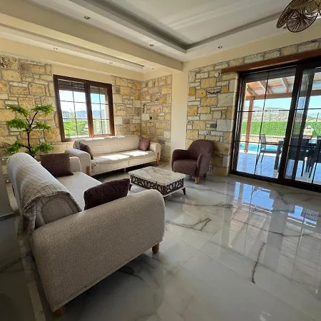 Charming With Swimming Pool * Foça