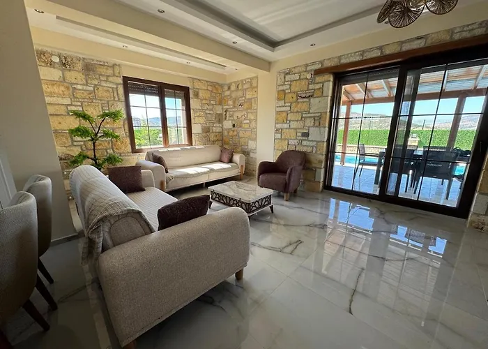 Charming With Swimming Pool * Foca