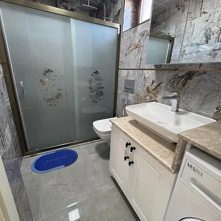 Charming With Swimming Pool *