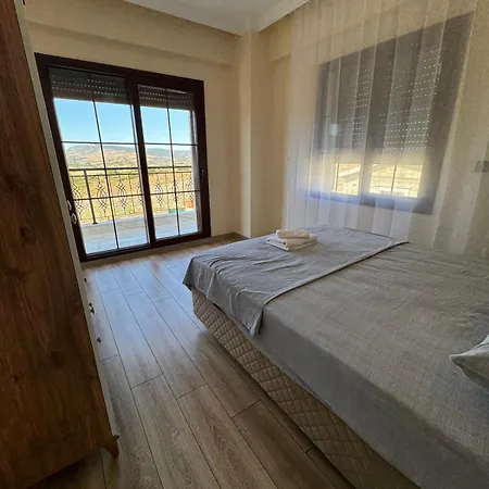 Charming With Swimming Pool *