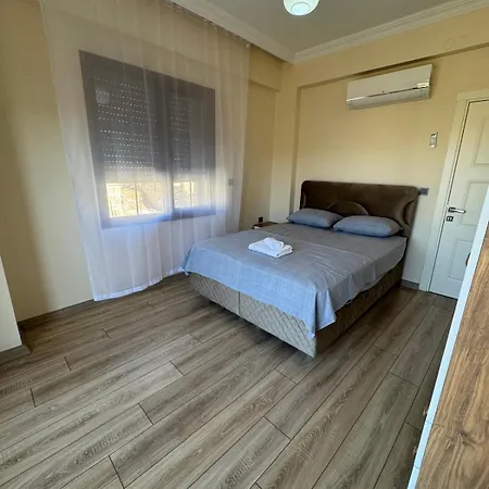 Charming With Swimming Pool *