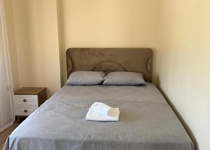 Prázdninový dům Charming With Swimming Pool *